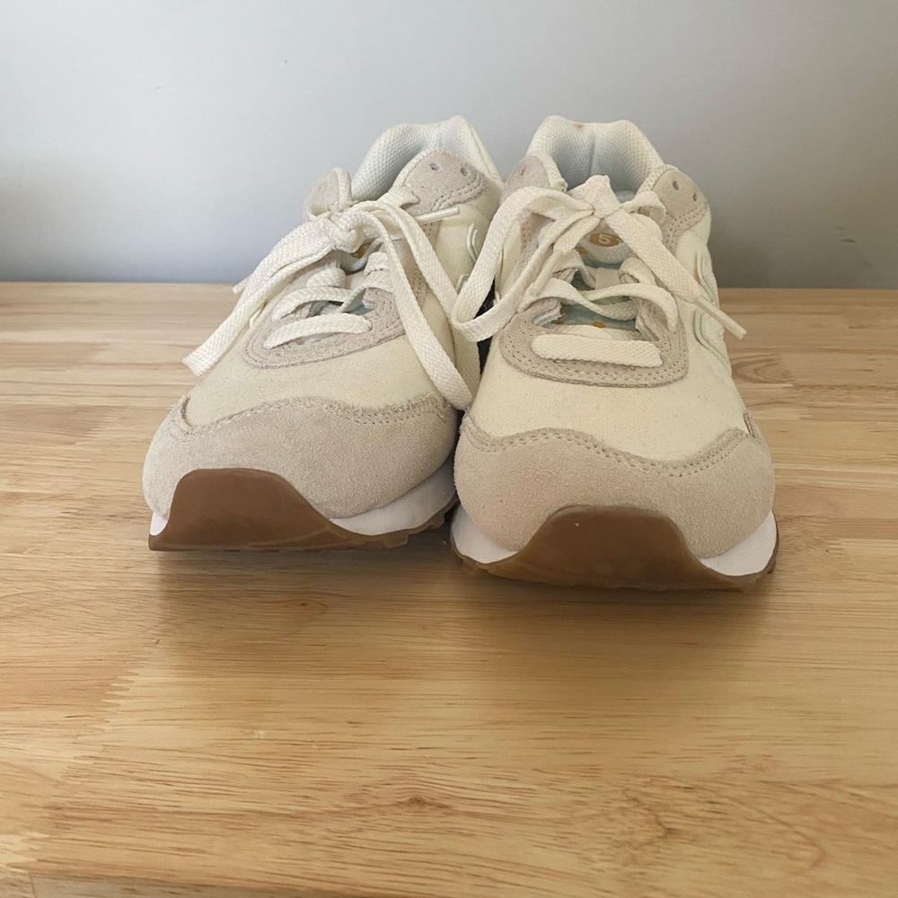 New Balance Women's 515 Sneaker - Picture 6 of 6